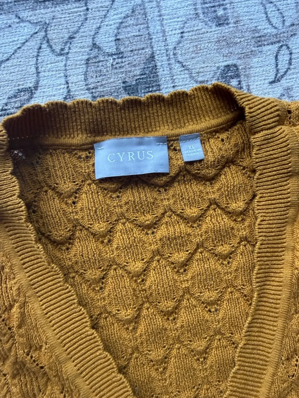 Mustard Knit Button-Front Scalloped Cardigan - Women - Picture 3 of 3